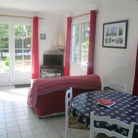 Villa Maison La Palmyre, 3 Pieces, 5 Personnes - Fr-1-305-393 Les Mathes